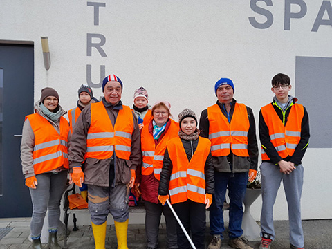 Frühjahrsputz der Bundesstraße